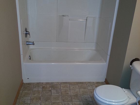 2nd image of 808 16th Ave S