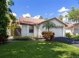 2157 Montpeliar, Weston, FL 33326