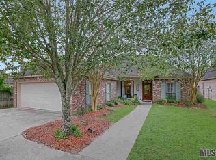 18020 Manning Dr, Prairieville, LA 70769