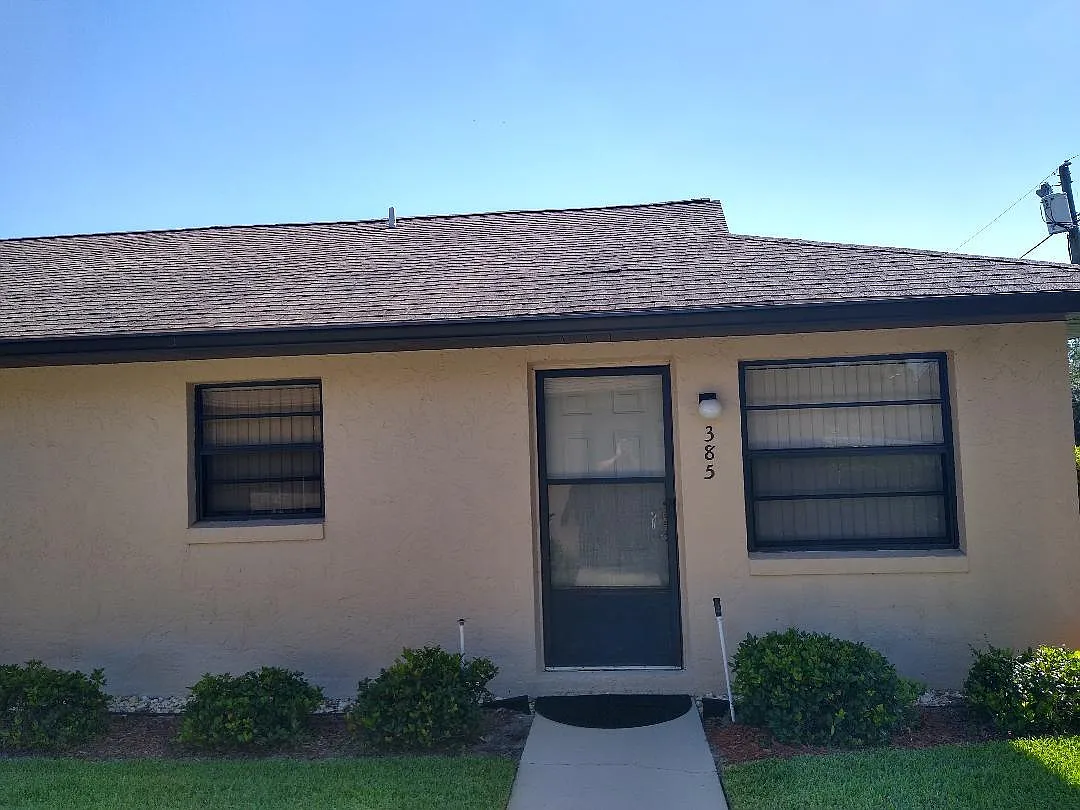 2 bed, 800 sqft, $900 — Photo 1