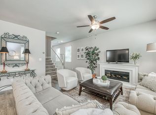 1453 E Via Viola Way, Fresno, CA