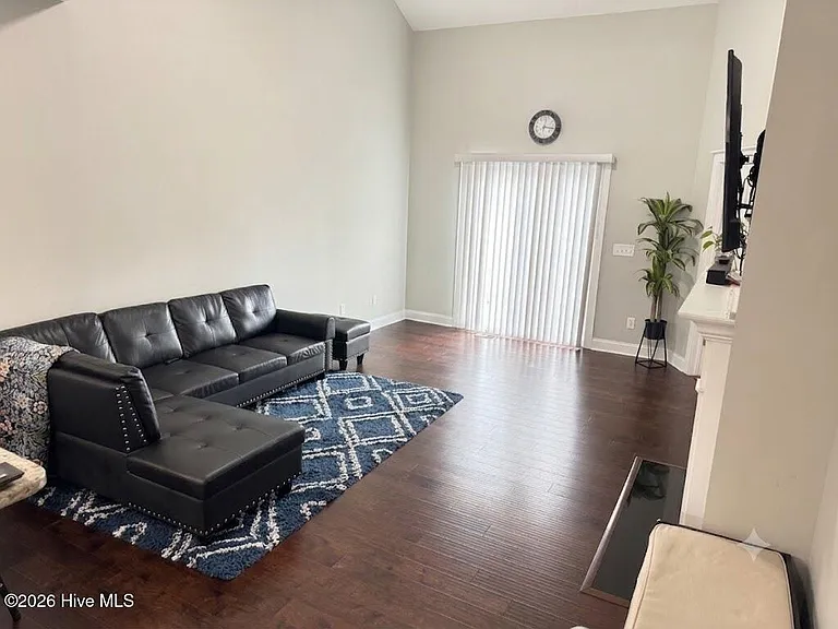 1807 Fox Den Way #6 — Photo 4