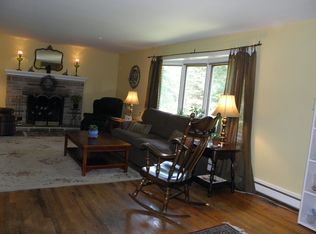 701 New Galena Rd, Chalfont, PA 18914