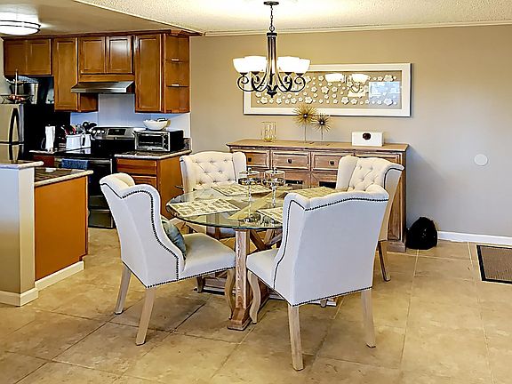 3rd image of 111 Piccadilly Pl APT A