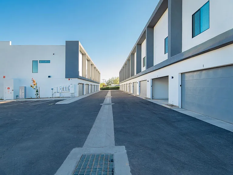 2 Car Garage