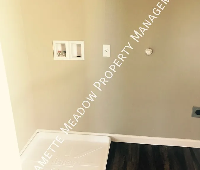 1420 Marigold Dr — Photo 15