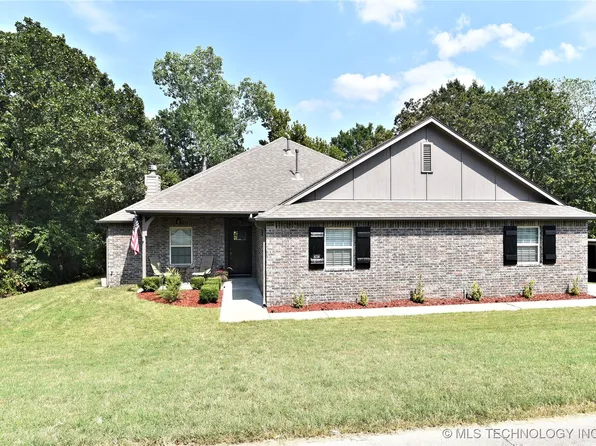 4719 S Linwood Dr, Sand Springs, OK 74063