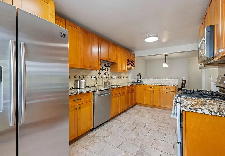 2930 Northampton Dr #A1 — Photo 5