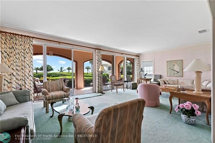 2nd image of 1050 Reef Rd APT 102