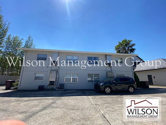 5th image of 807 Vassar St APT A