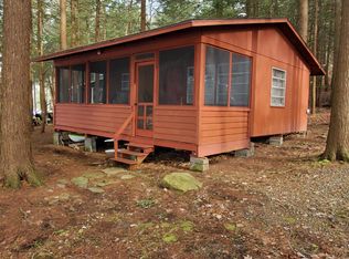 575 Cranberry Lake Rd, Brackney, PA 18812