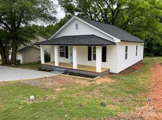 911 Grace St, Kings Mountain, NC 28086