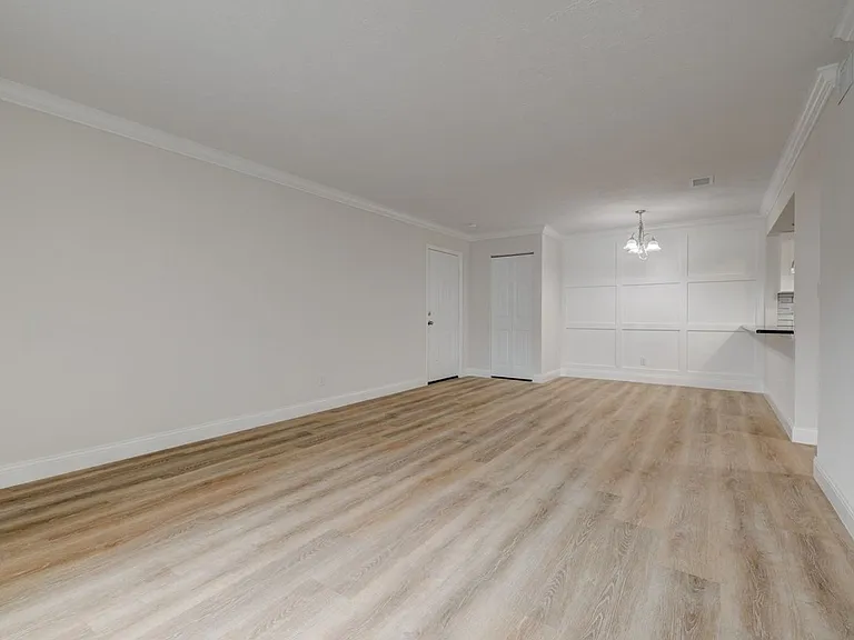 5562 E Virginia St — Photo 11