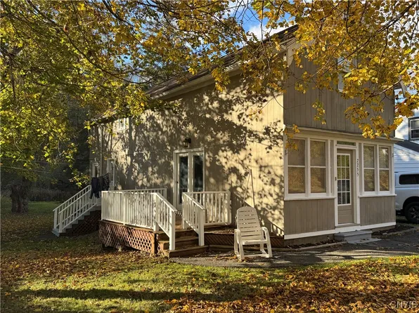 2255 Oneida St, Clayville, NY 13322