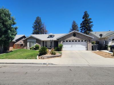 6174 N Tracy Ave, Fresno, CA, 93722