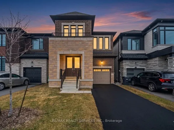 35 Del Grappa St, Caledon, ON L7C 4L2