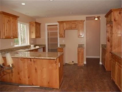 2nd image of 15 Eastwood Dr