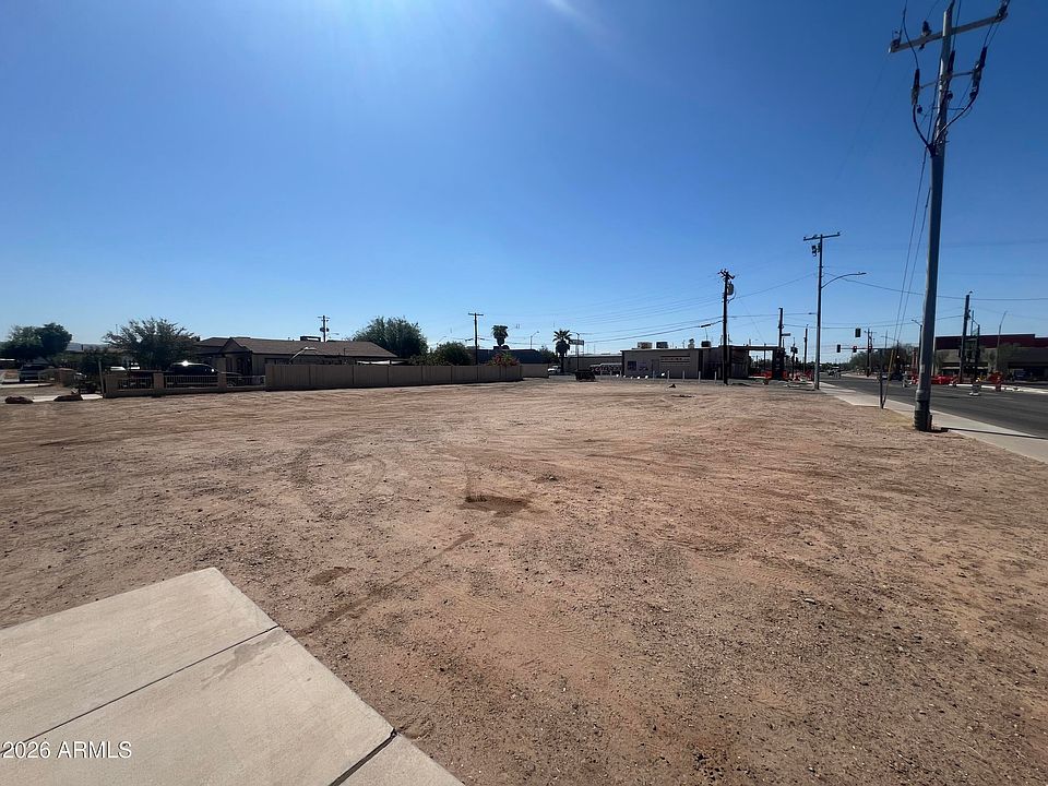1st image of 1700 S 1ST Street #1