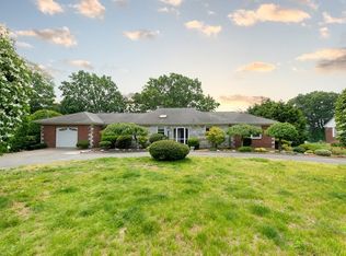 135 Russell Rd, Framingham, MA 01702