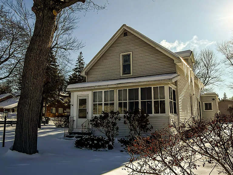 11 Brayton St — Photo 1