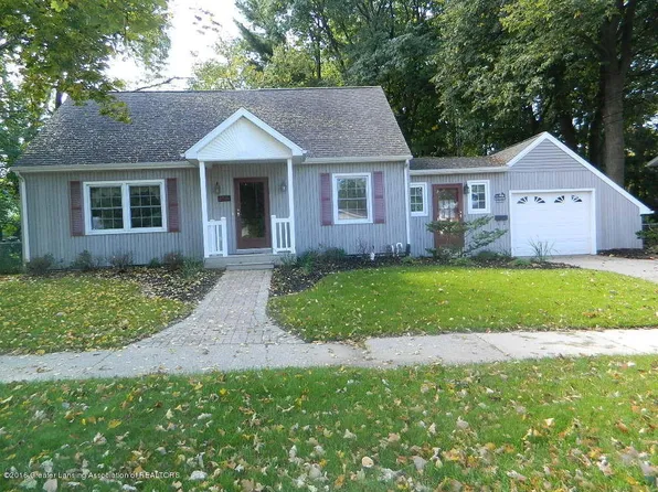 2734 Hopkins Ave, Lansing, MI 48912