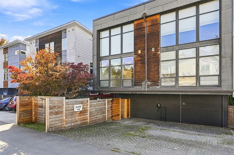 2nd image of 3648 36th Avenue S #B