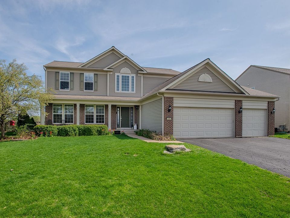 1st image of 2382 Emerald Ln