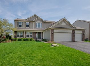 2382 Emerald Ln, Yorkville, IL 60560