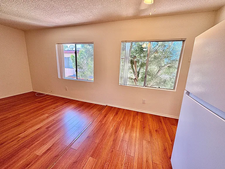 13014 Sherman Way — Photo 35