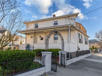 54 Silver Lake Ave, Providence, RI, 02909