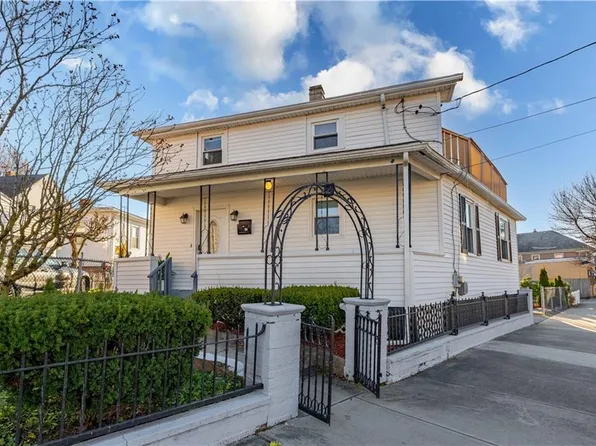 54 Silver Lake Ave, Providence, RI 02909