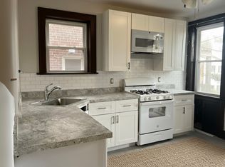 1038-1040 Art Hill Pl, Saint Louis, MO 63139