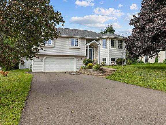 3rd image of 5 Nevin Ln