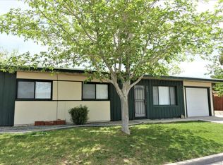 204 Sahara Dr, Ridgecrest, CA 93555