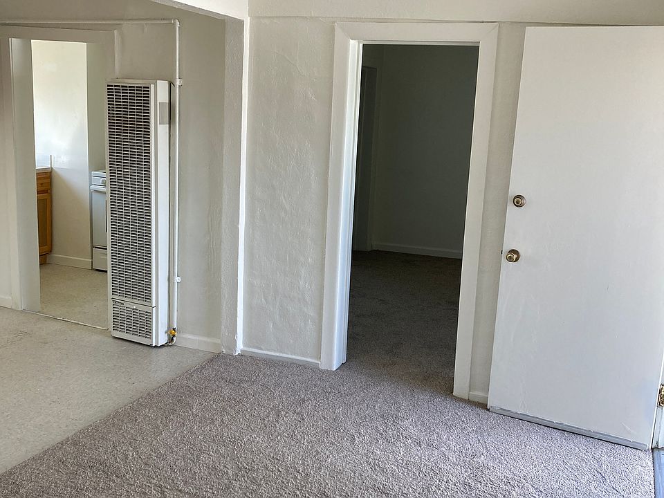 1st image of 709 Wilson Ave #709