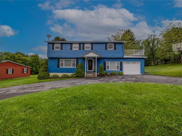 4940 Crestwood Ln, Syracuse, NY 13215