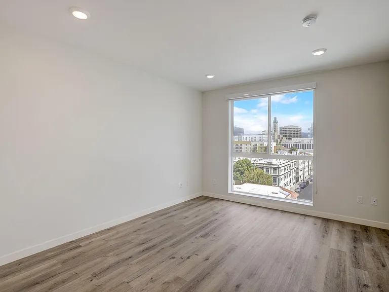 2783 Francis Ave — Photo 17