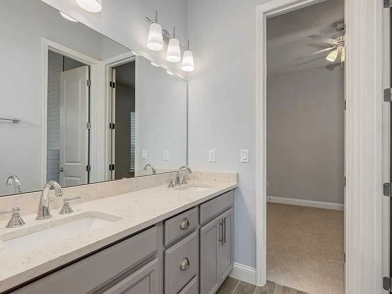 218 Waterline Dr — Photo 5