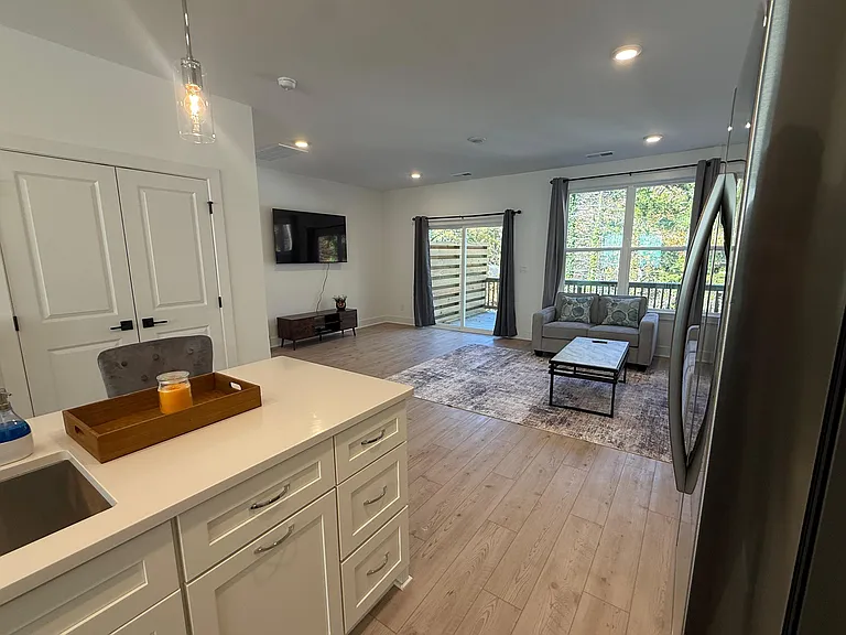 1013 Regalia Rd — Photo 6