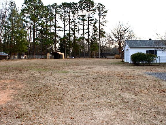 4th image of 45 Kingwood Cir