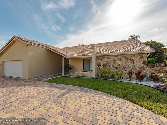 2nd image of 1300 NW 98th Ave