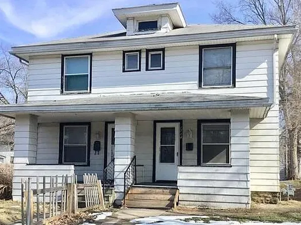 1904 Marine St, South Bend, IN 46613