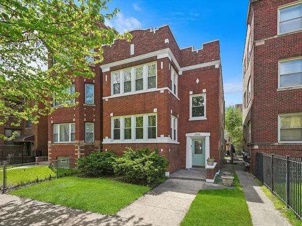 7806 S Cregier Ave, Chicago, IL 60649