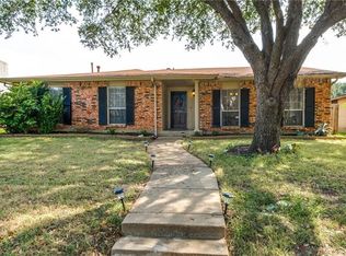 3147 Oak Hill Rd, Carrollton, TX 75007