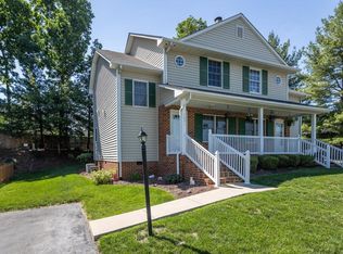 1098 Robin Hood Ct, Harrisonburg, VA 22801