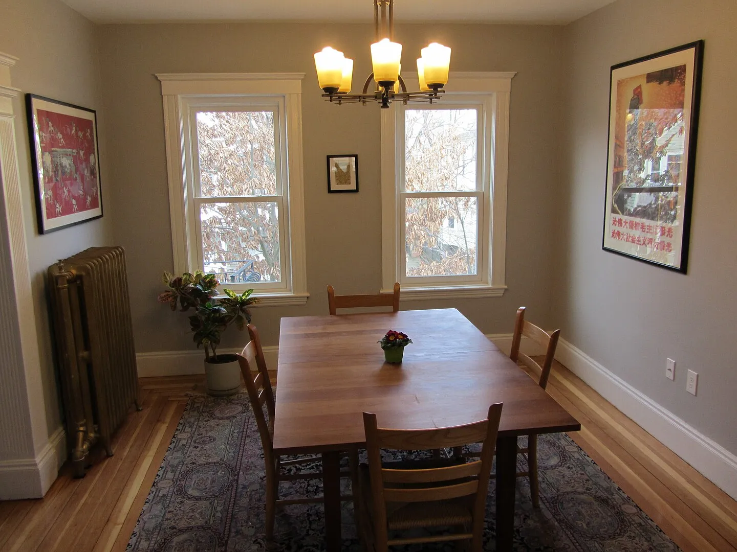 Spacious sunny home. Quiet street, chefs kitchen, outdoor space — Photo 4