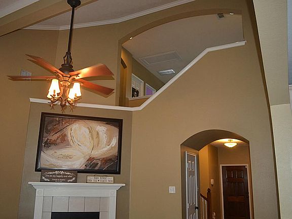2nd image of 203 Cedar Lake Dr