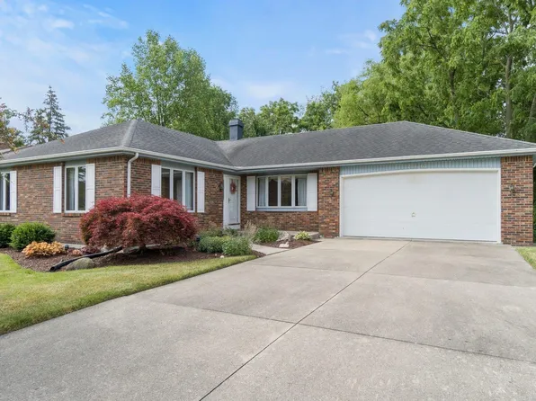 1716 Frenchmans Xing, Fort Wayne, IN 46825