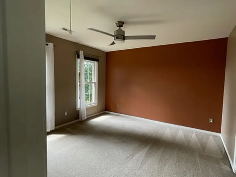 12023 Willingham Dr — Photo 35