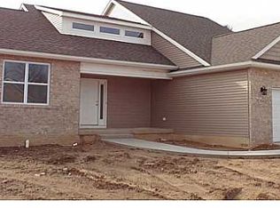 708 Drahner Dr, Eaton Rapids, MI